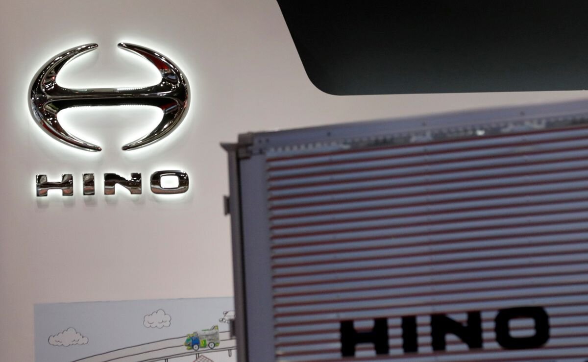 Разрастающийся скандал с двигателями Hino становится головной болью для Toyota