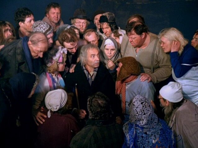 Кадр из фильма "Небеса обетованные". 