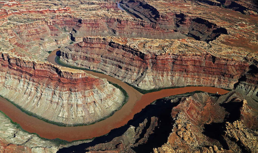 Притоки реки колорадо. Грин-Ривер (приток Колорадо) реки Колорадо. Река Грин Ривер. Красная река Колорадо. Место впадения реки Колорадо.