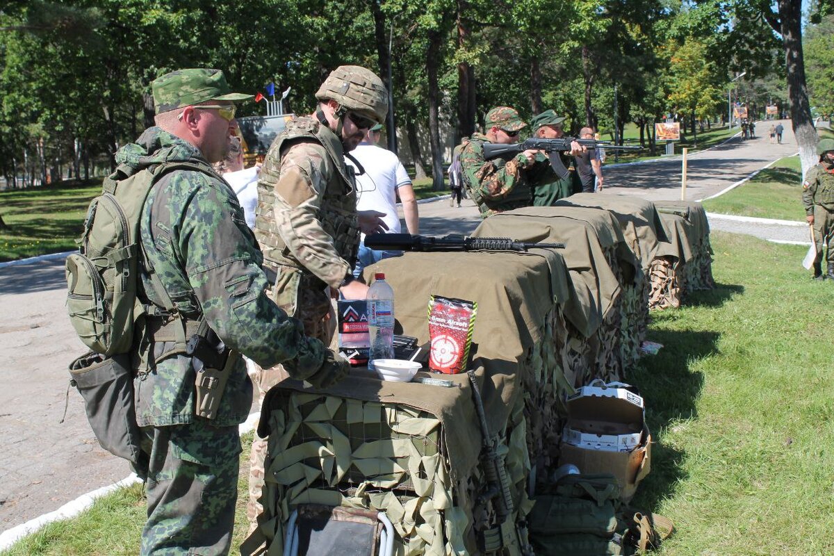 9 сентября в преддверье Дня Танкиста в Хабаровском районе, на территории учебного центра подготовки младших специалистов танковых войск Окружного учебного центра Восточного военного округа прошло...-8