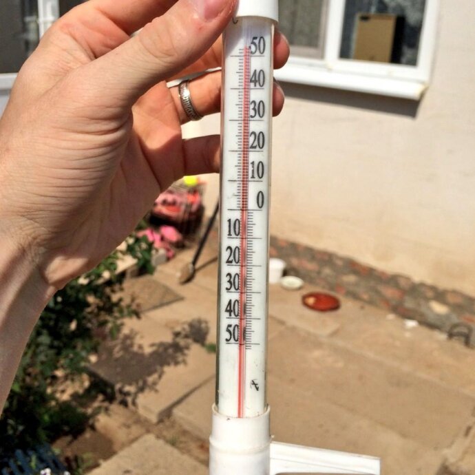 жарковато будет