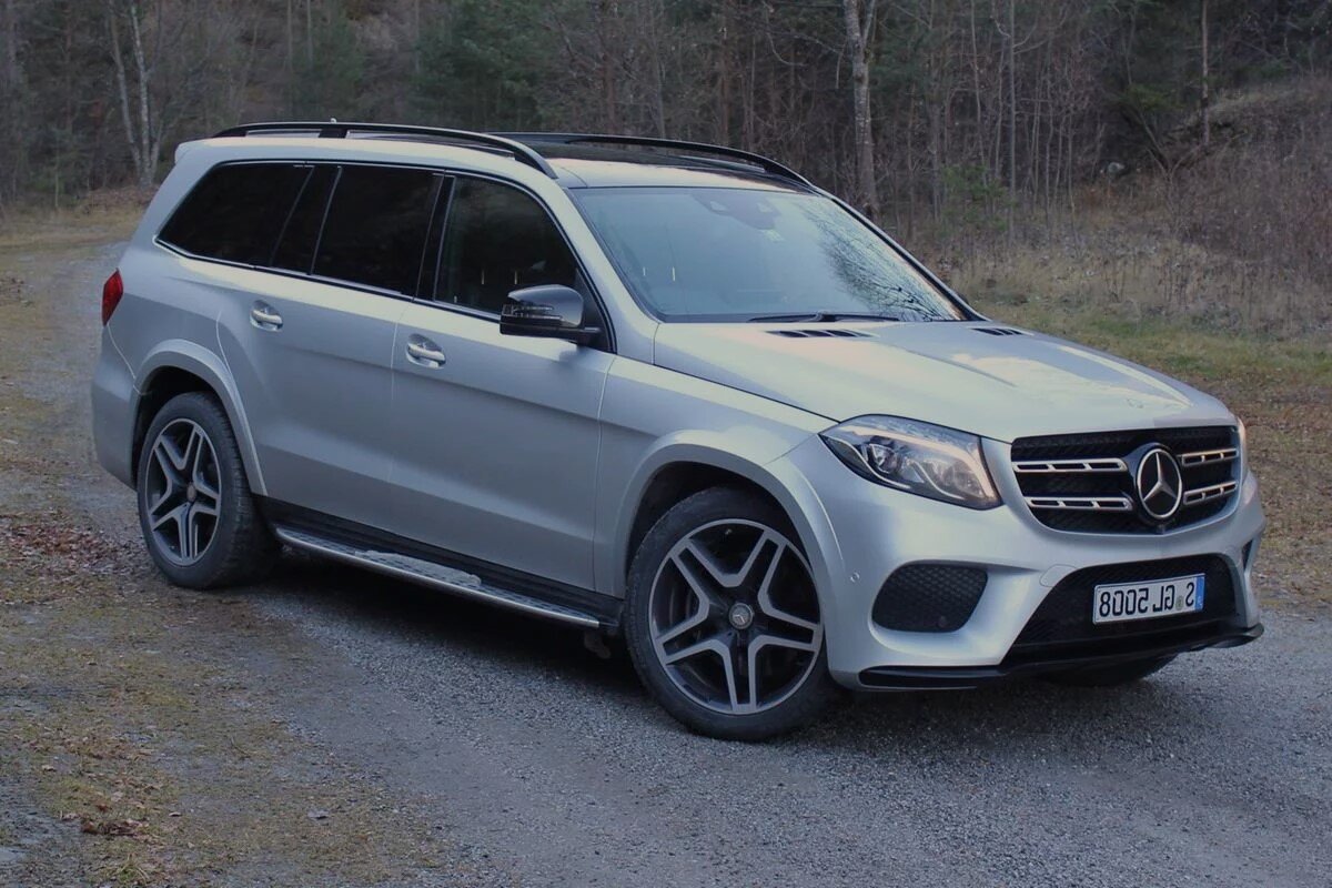 Mercedes Екатерины Волковой