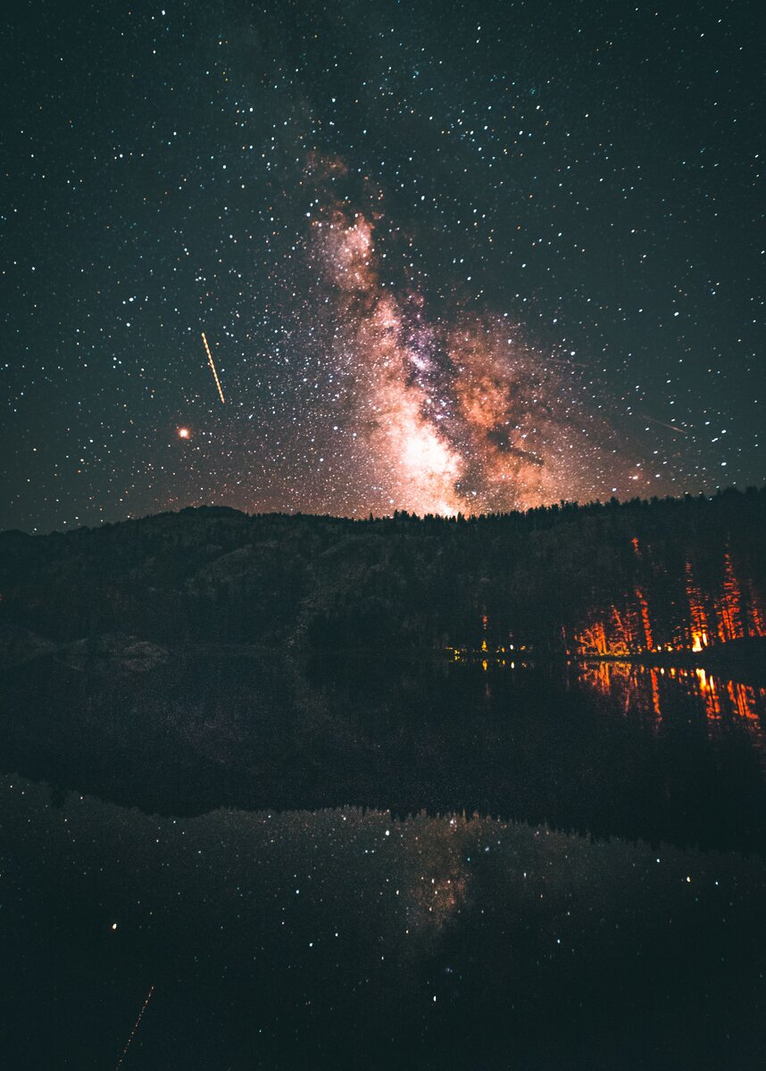https://unsplash.com/photos/s8Rg2rBpm9Y  Casey Horner