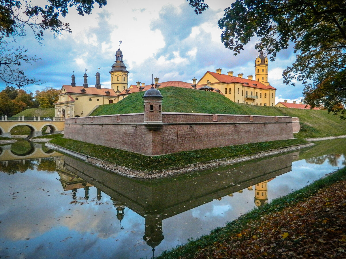 Несвижский замок в Беларуси являлся главной резиденцией Радзивиллов
