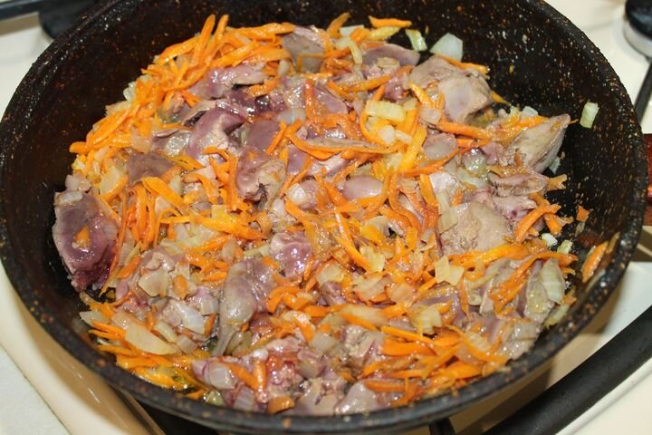 Нежный паштет из куриной печени в домашних условиях