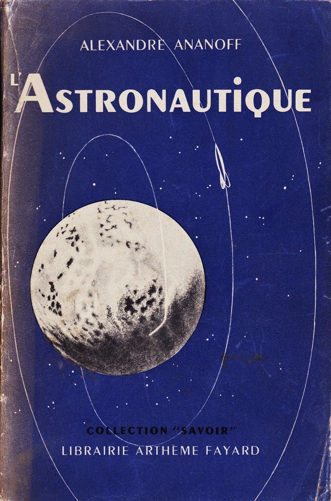 1 de 2Обложка газеты «Тинтин» 11 мая 1950 года и книга Александра Ананова «Астронавтика». Источники: http://fr.tintin.com