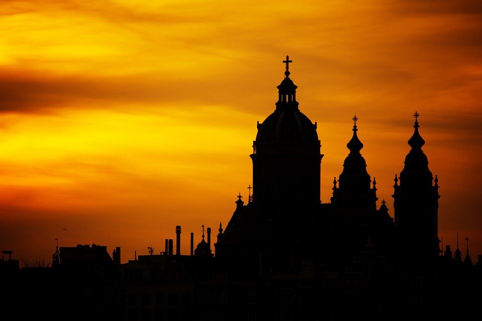 https://pixabay.com/ru/photos/%D0%B0%D1%80%D1%85%D0%B8%D1%82%D0%B5%D0%BA%D1%82%D1%83%D1%80%D1%8B-%D0%BA%D1%80%D0%B0%D1%81%D0%B8%D0%B2%D0%B0%D1%8F-%D0%B7%D0%B4%D0%B0%D0%BD%D0%B8%D0%B5-%D1%86%D0%B5%D1%80%D0%BA%D0%BE%D0%B2%D1%8C-20787/