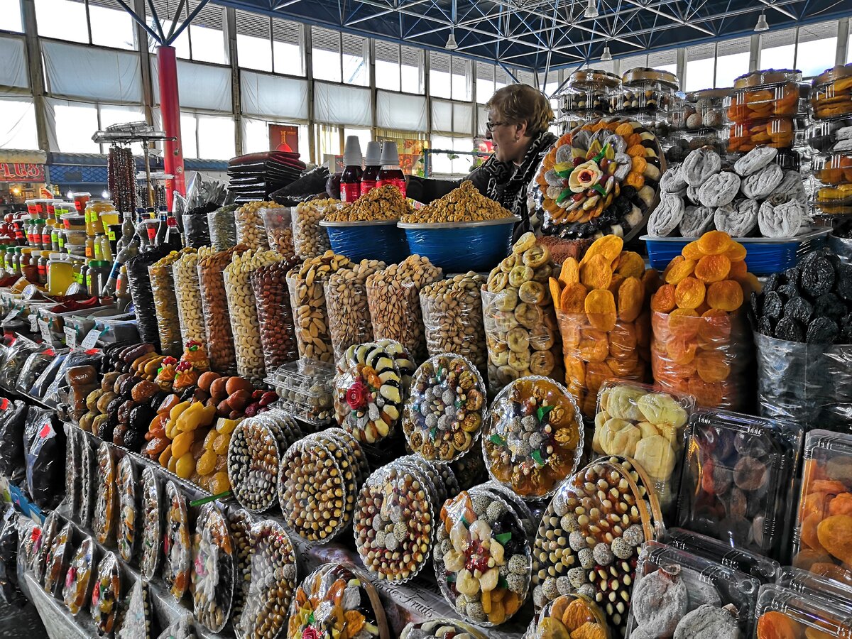 Рынок ГУМ В Ереване сухофрукты
