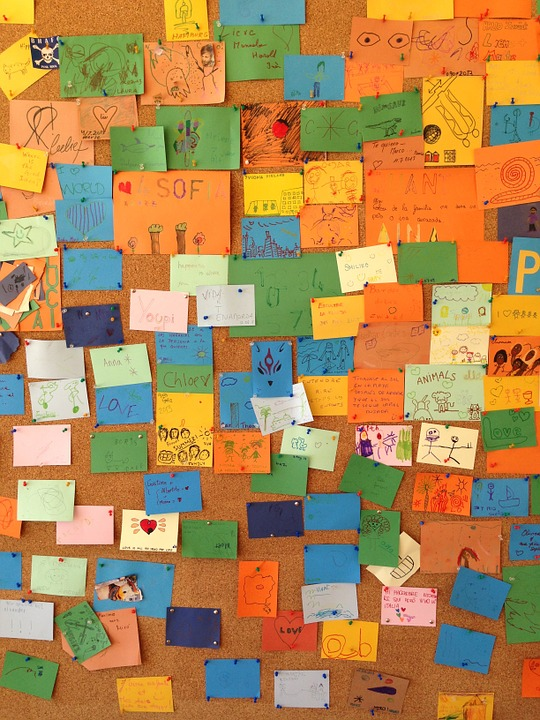 pixabay.com/ru/photos/pinboard-связаться-связи-в-чате-436478/