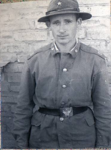 Колька Хованов... месяц в армии...