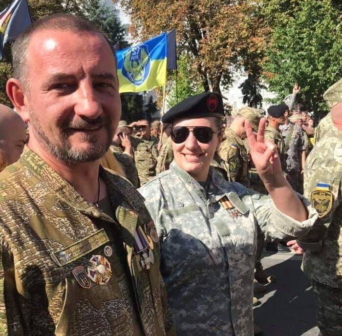 Что касается Инны и Владислава Грищенко, то вероятно именно они создали взрывчатку, которую заложили под авто Шеремета.  
Но что важно: нет никакой информации, что кто-либо из вышеперечисленных знал Павла Шеремета или как-то с ним пересекался. И это настораживает.

"Белорусский партизан"