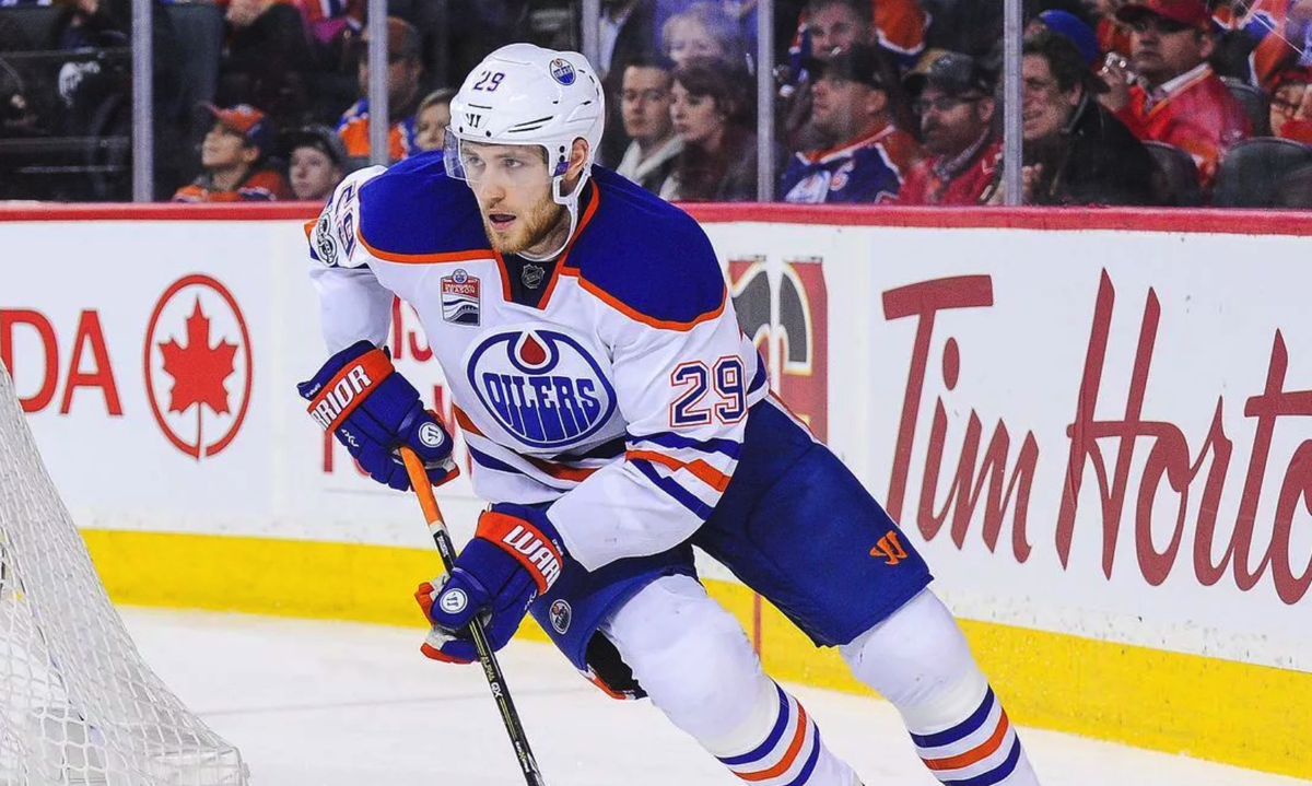 Leon Draisaitl. Немецкий хоккеист Драйзайтль. Leon Draisaitl Edmonton Oilers.