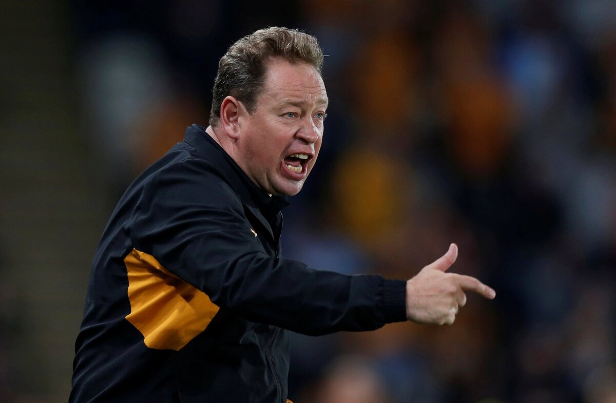 Леонид слуцкий тренер. Леня слуцкий. Леонид викторович слуцкий. Леонид слуцкий рубин. Леонид слуцкий халл сити.