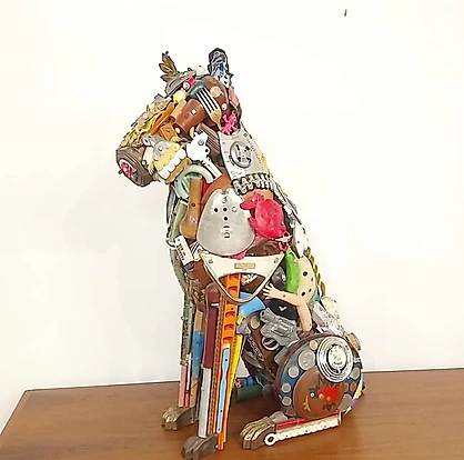 Лео Сьюэлл. Собака. Источник: Instagram @mainstreetmodern