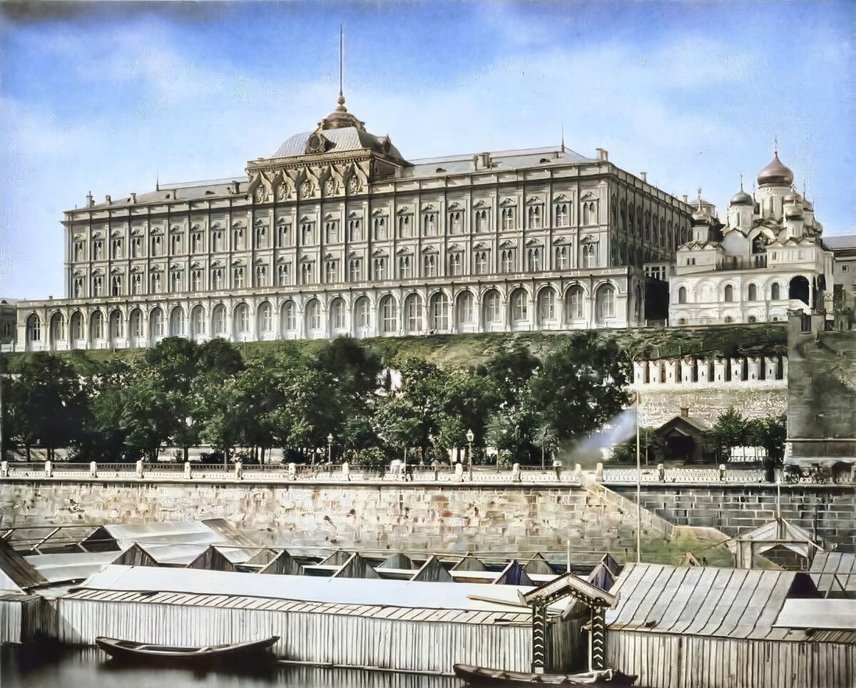 Кремлевский дворец старые