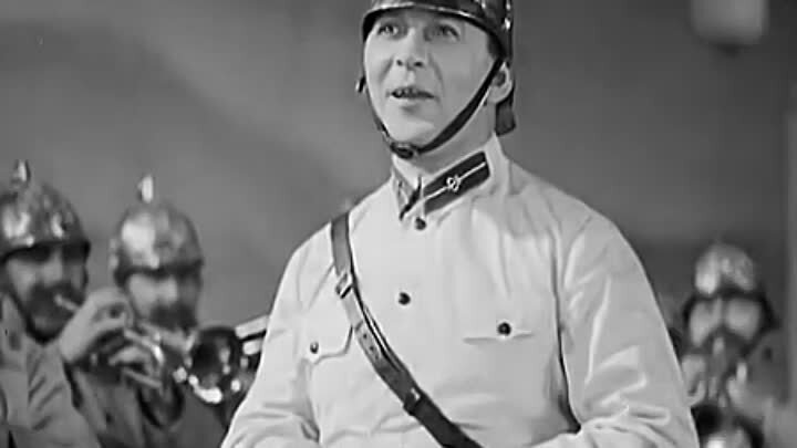 Утёсов в роли пожарного