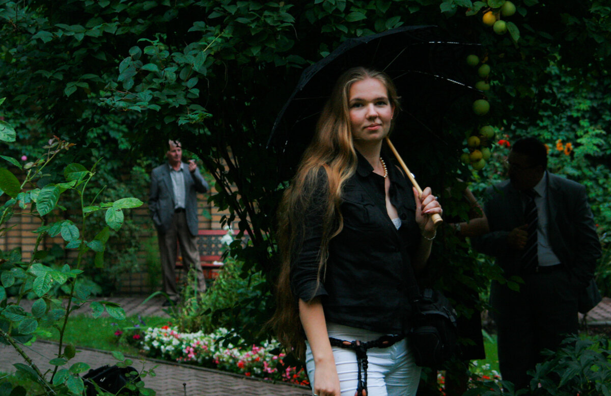 Фото из моего личного архива. 2008 г. Посольство Узбекистана. На фото Жанна Радова.