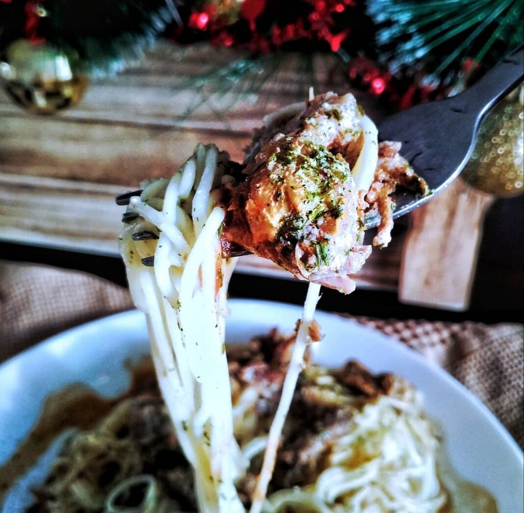 Спагетти с тушеным мясом