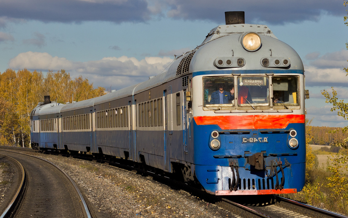 вот на таком поезде мы и собирались ехать
