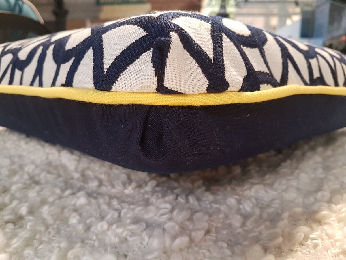 Без бурлета подушка