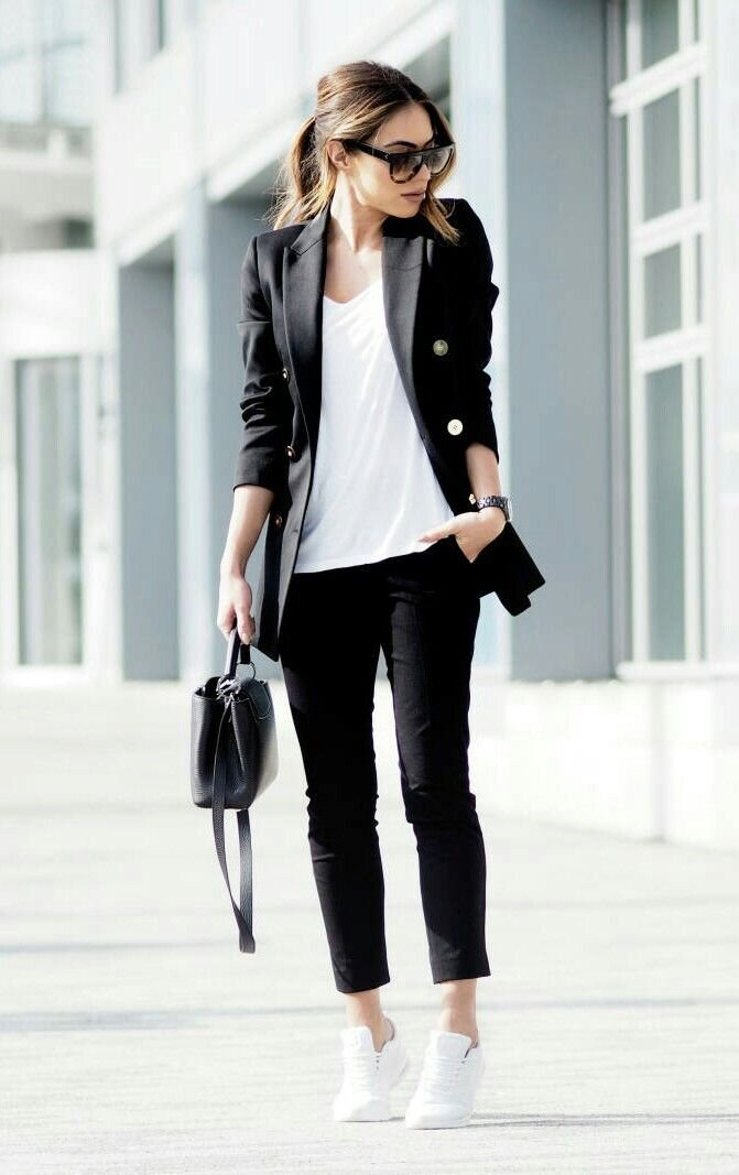Образы с черным пиджаком и брюками