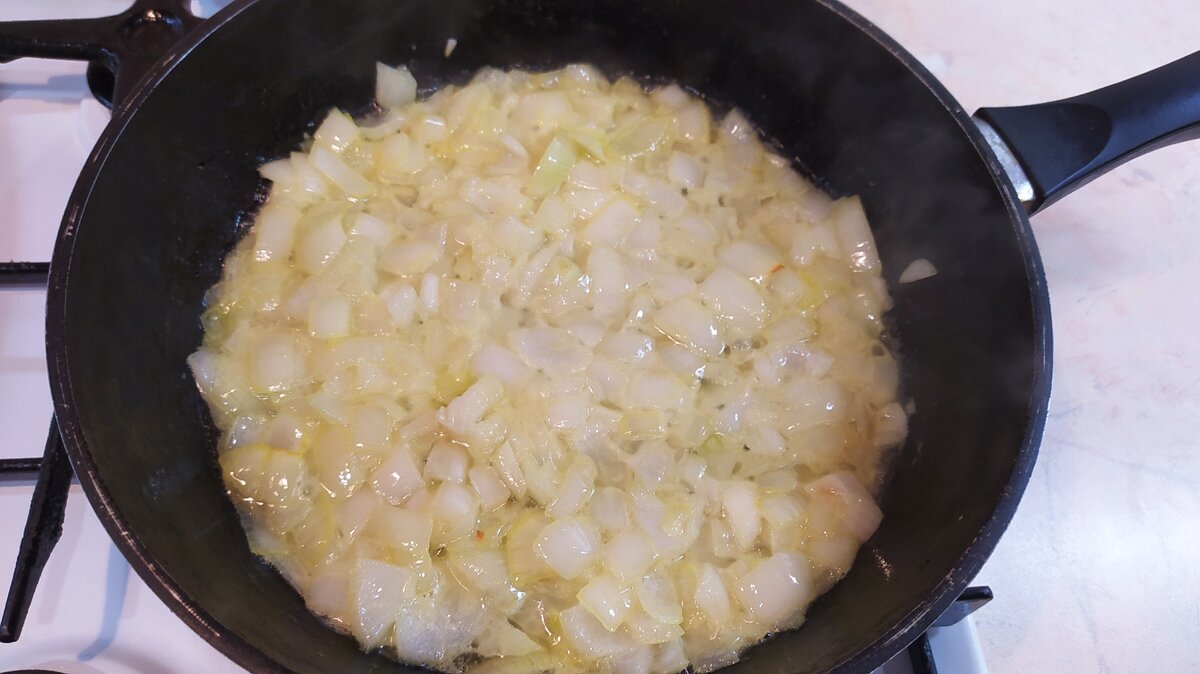 Добавила в курицу соду - получилось очень нежное и вкусное блюдо