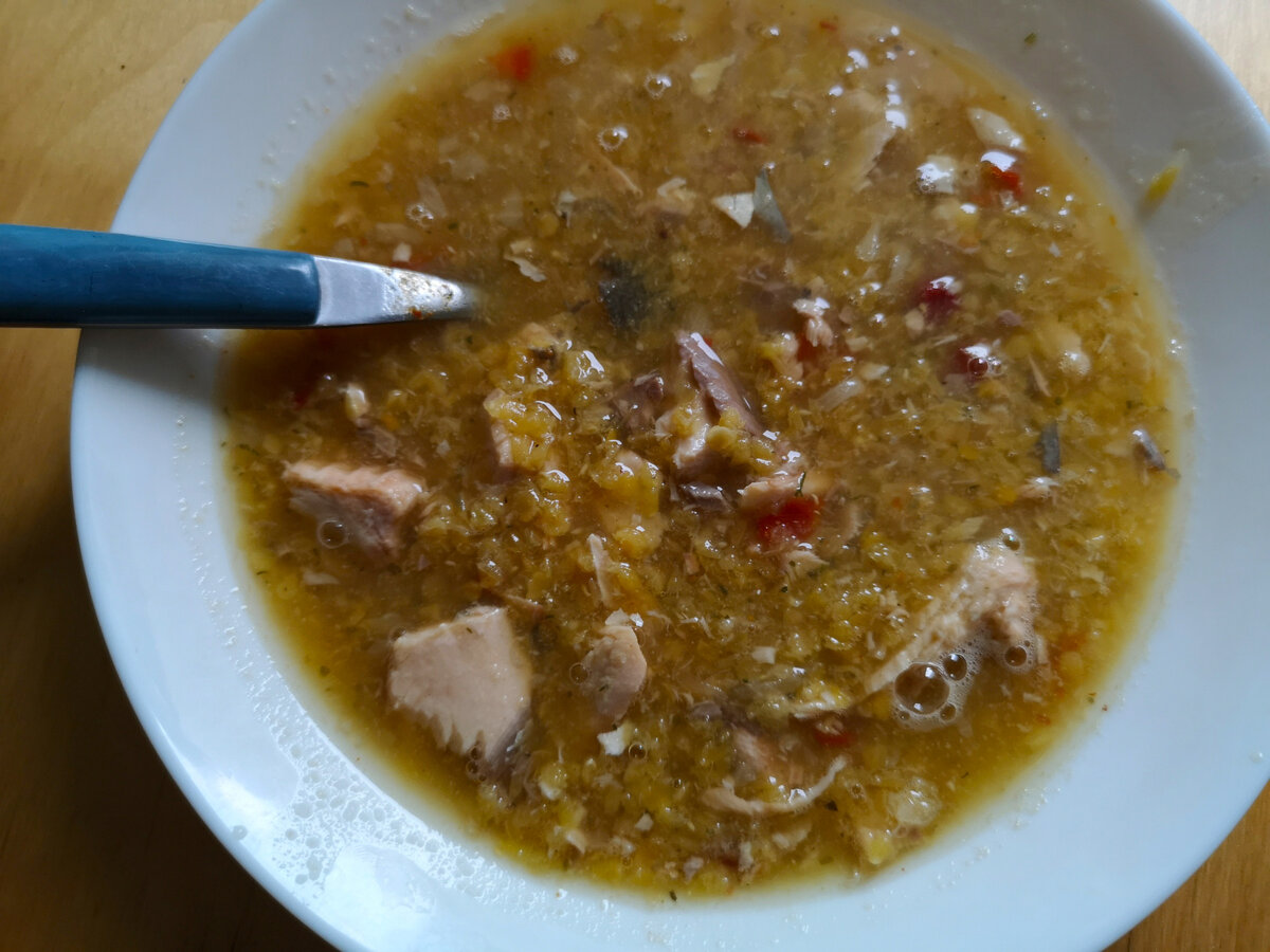 Необычный и очень простой рецепт чечевичного супа с лососем. Как я его готовлю?