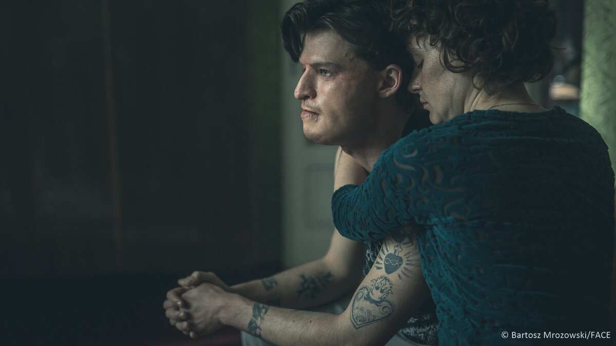 Кадр из фильма "Лицо"