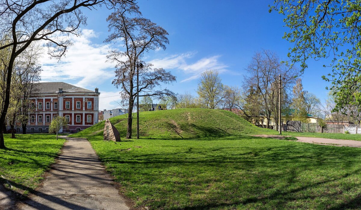 Курган Чёрная могила, Чернигов, Украина