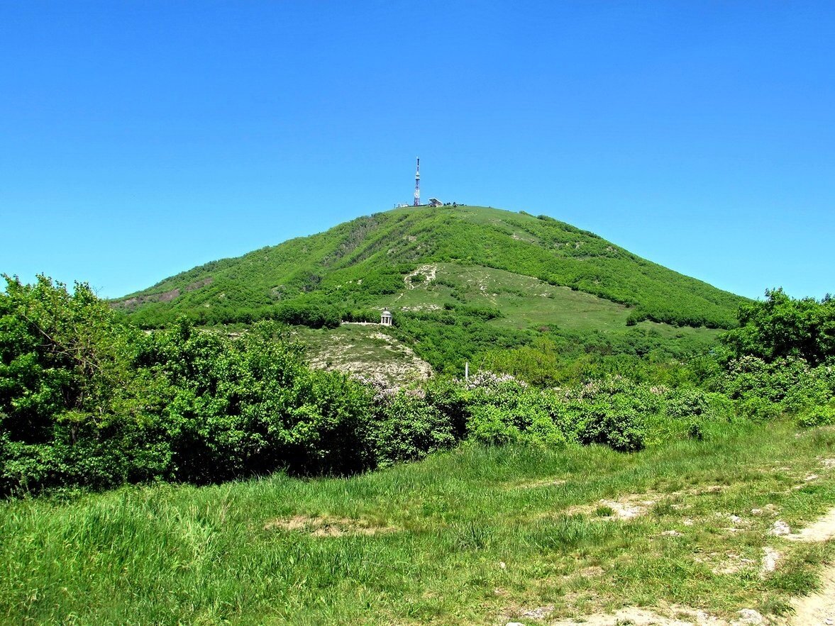 Высота горы Машук в Пятигорске