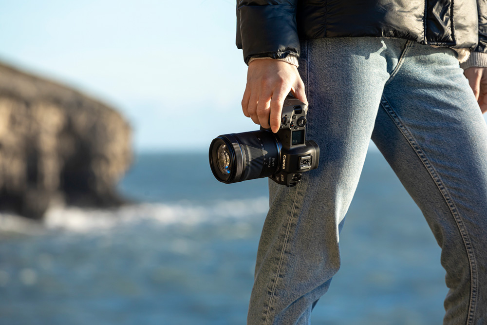 https://www.yarkiy.ru/goods/37515-canon-eos-r-kit-rf-24-1054-71-is-stm