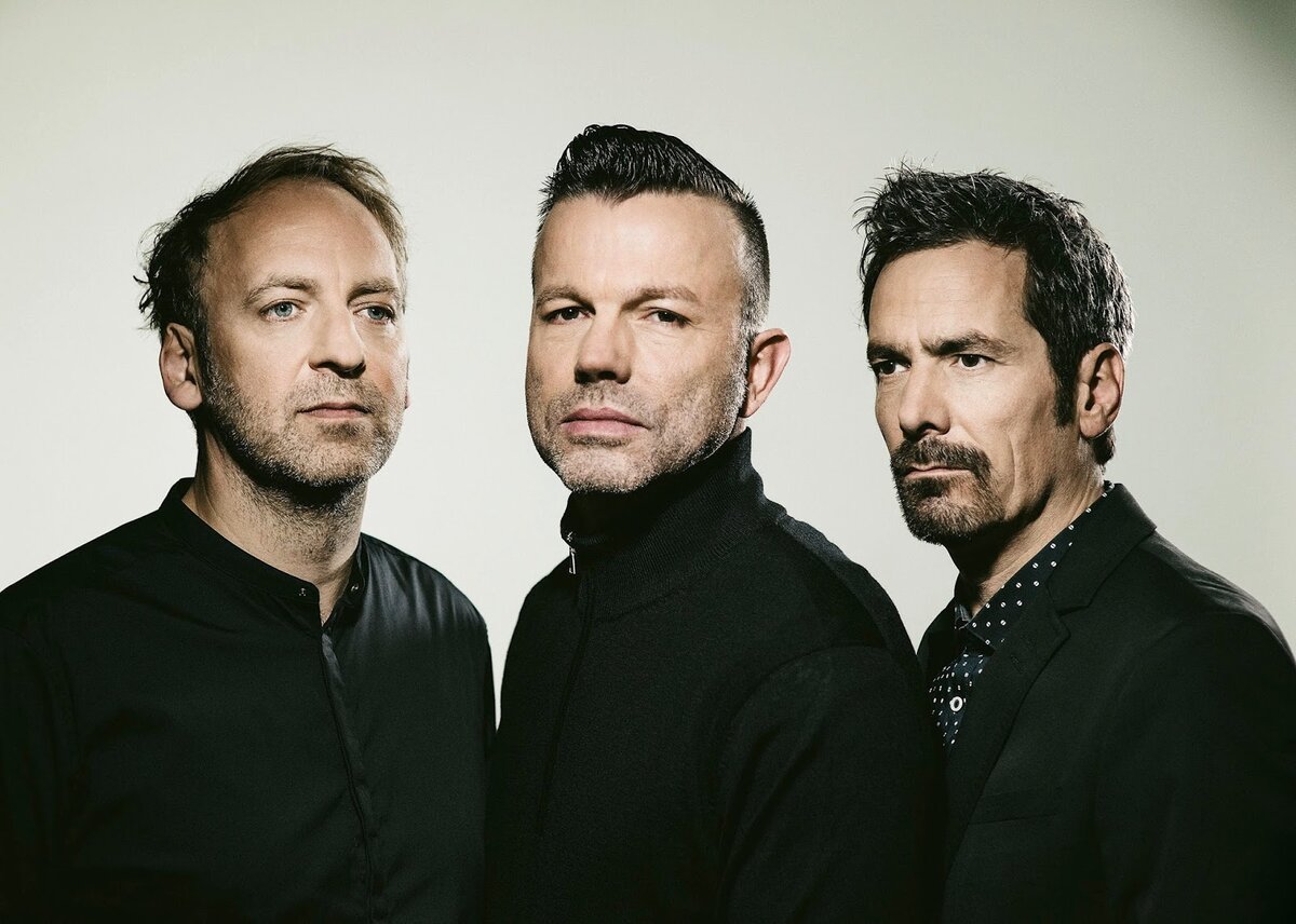 Camouflage группа в молодости. маркус камуфляж группа. Camouflage трек. Camouflage группа в молодости. Camouflage sensor обложка.