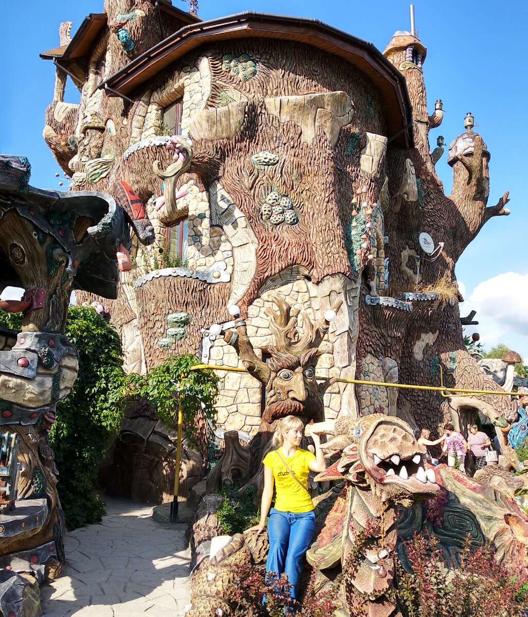 Владелец живет на территории парка