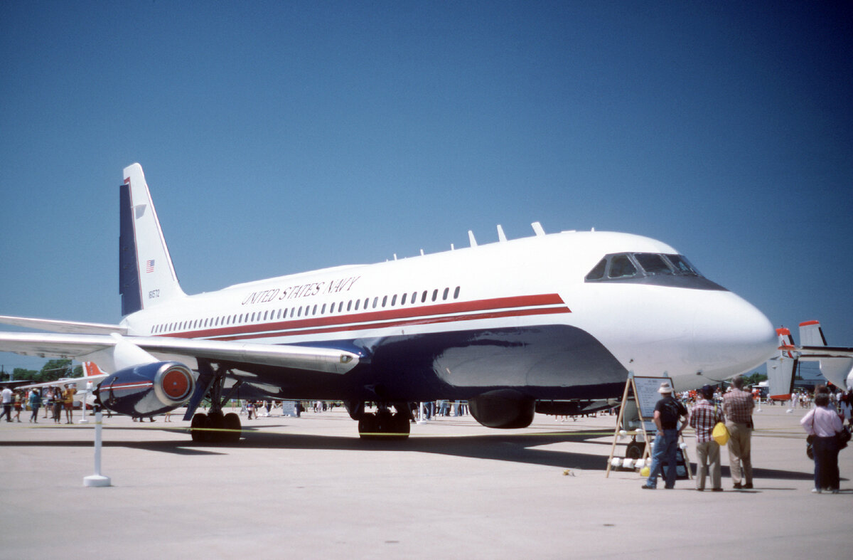  Convair 880