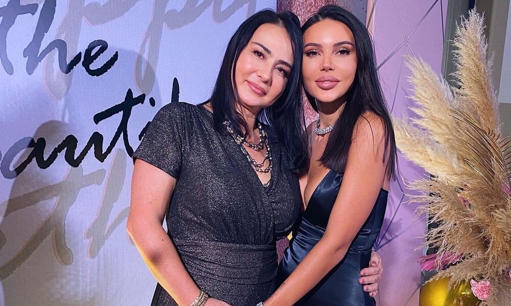 Оксана Самойлова с матерью