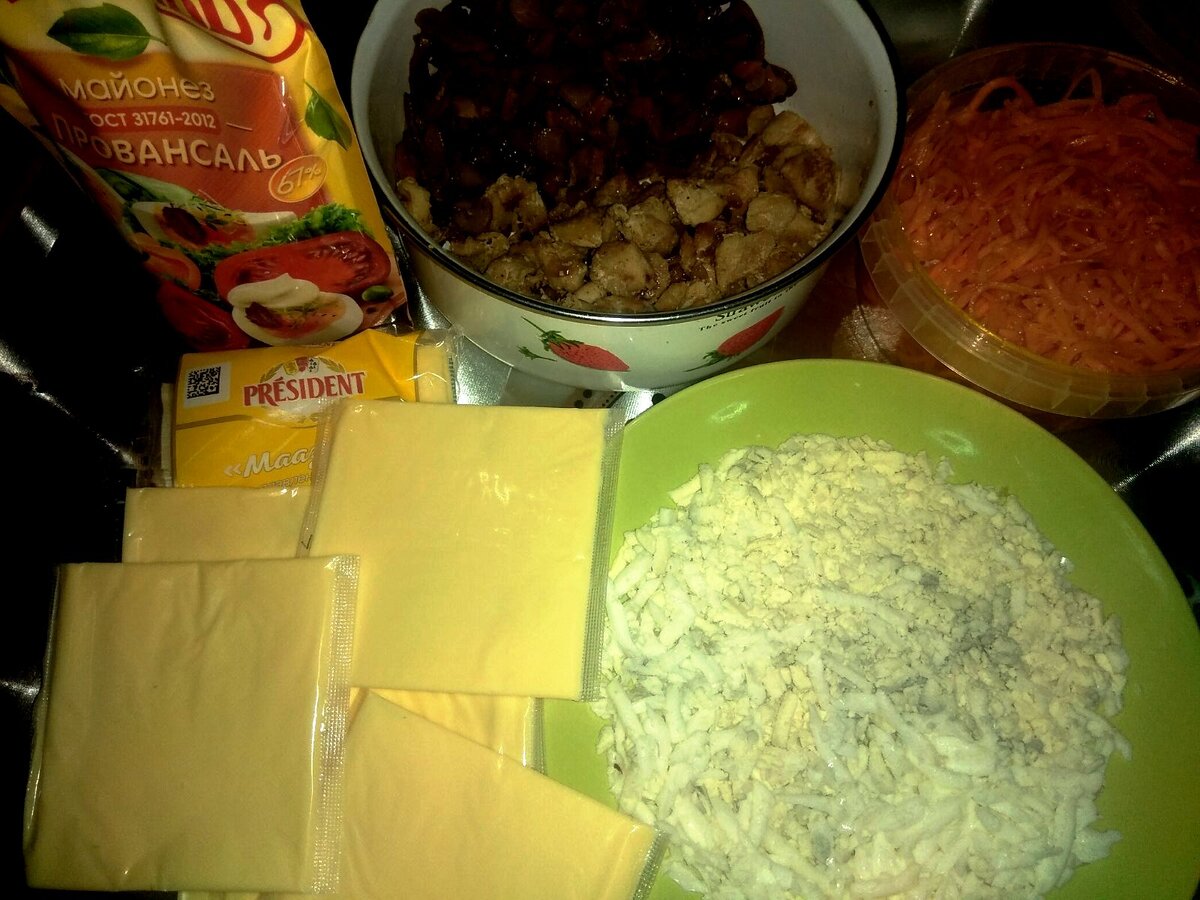 готовим продукты для салата