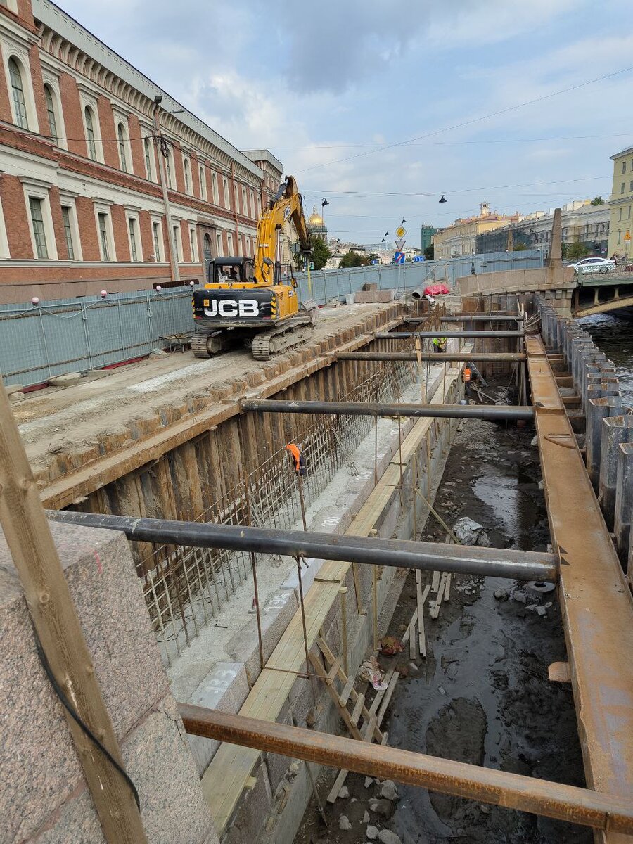 Набережная Крюкова канала, производство работ по капитально-реставрационному ремонту, сентябрь 2023.