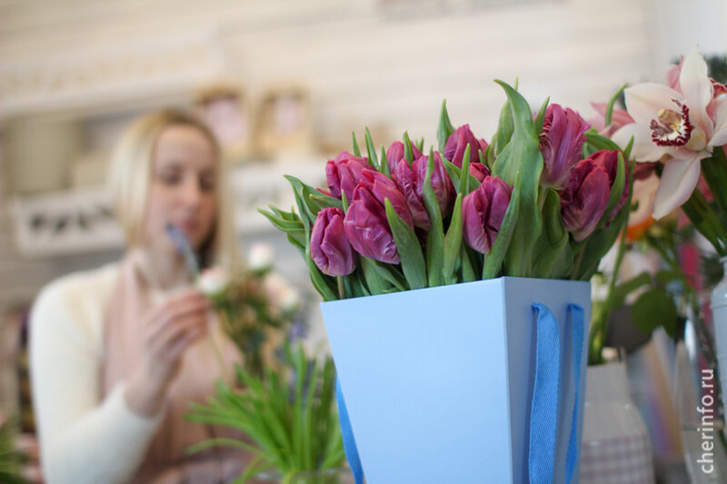    4 марта на площади Молодежи десять мастеров и ремесленников будут продавать вязаные и тканые изделия, украшения и бижутерию, интерьерные аксессуары.