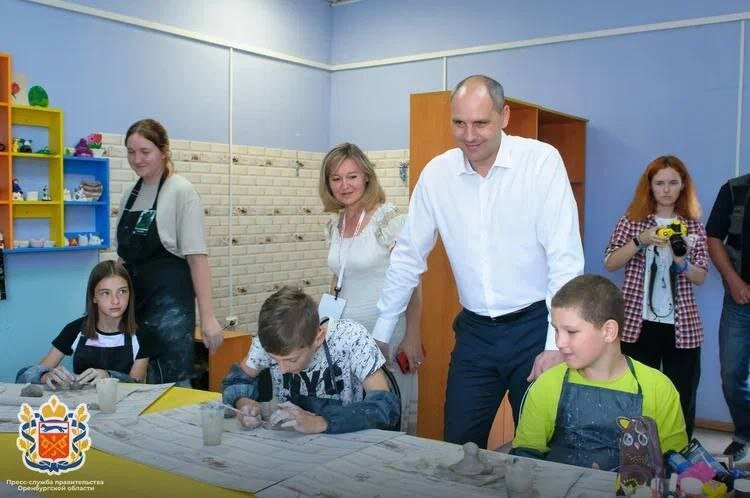    Денис Паслер навестил ребят из подшефного Перевальского района ЛНР, отдыхающих под Орском Кристина Просвиркина