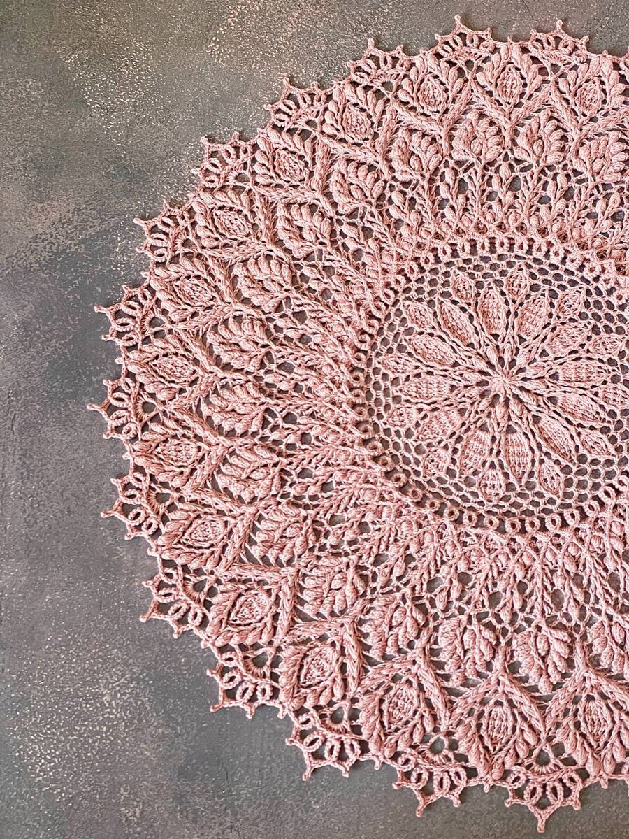 Рельефная салфетка "Одри". Фотография автора