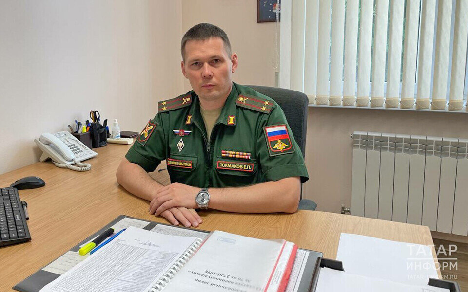 Евгений Токмаков: «С голым пузом и кочергой под пули не отправят, выдадут всю необходимую экипировку». Фото: © Дмитрий Шатров / «Татар-информ»
