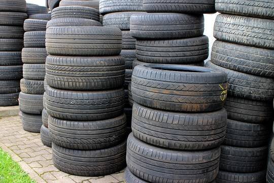    В Тульской области задержали порезавшего шины у 75 машин мужчину