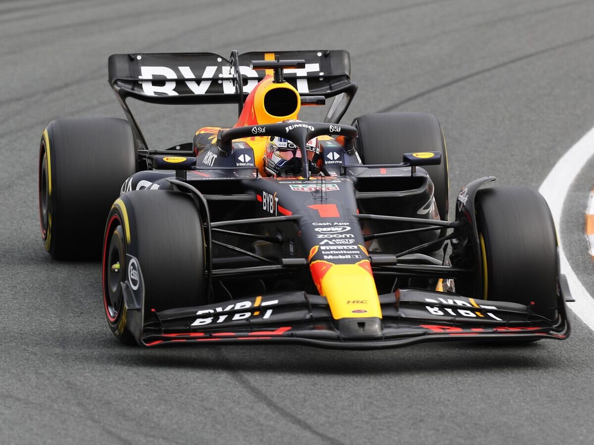    Пилот "Ред Булл" Макс Ферстаппен© Фото : Пресс-служба "Ред Булл Рейсинг"