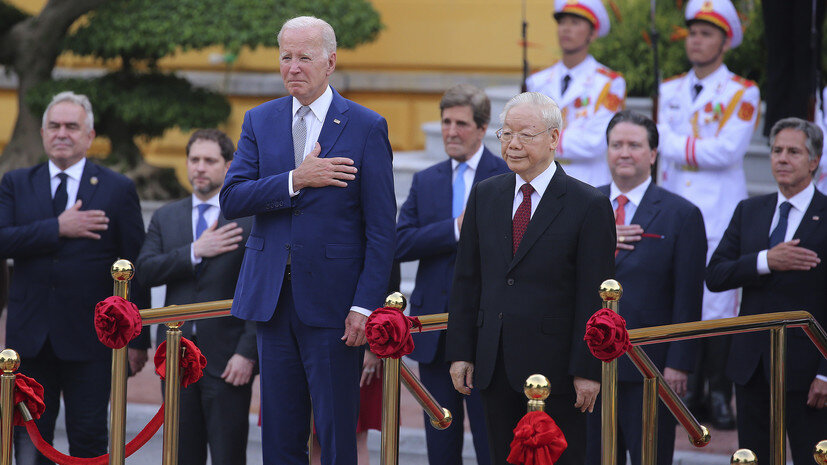     Президент США Джо Байден во Вьетнаме AP Luong Thai Linh/Pool Photo