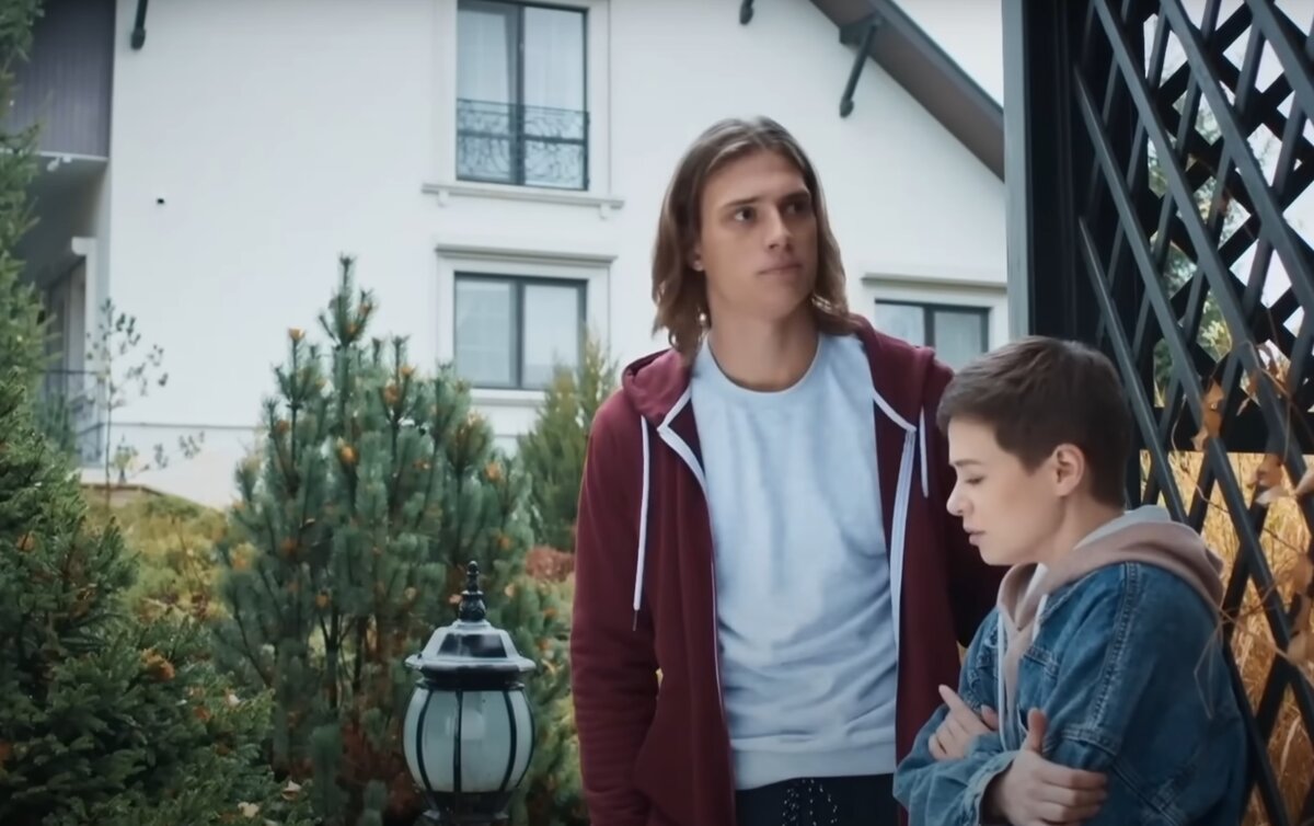 Скриншот из сериала "Я заберу твою семью".