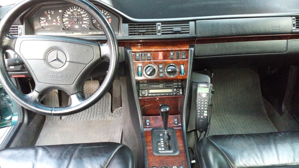                             Салон мерседес e-classe  1994 г.в. Почувствуйте разницу....