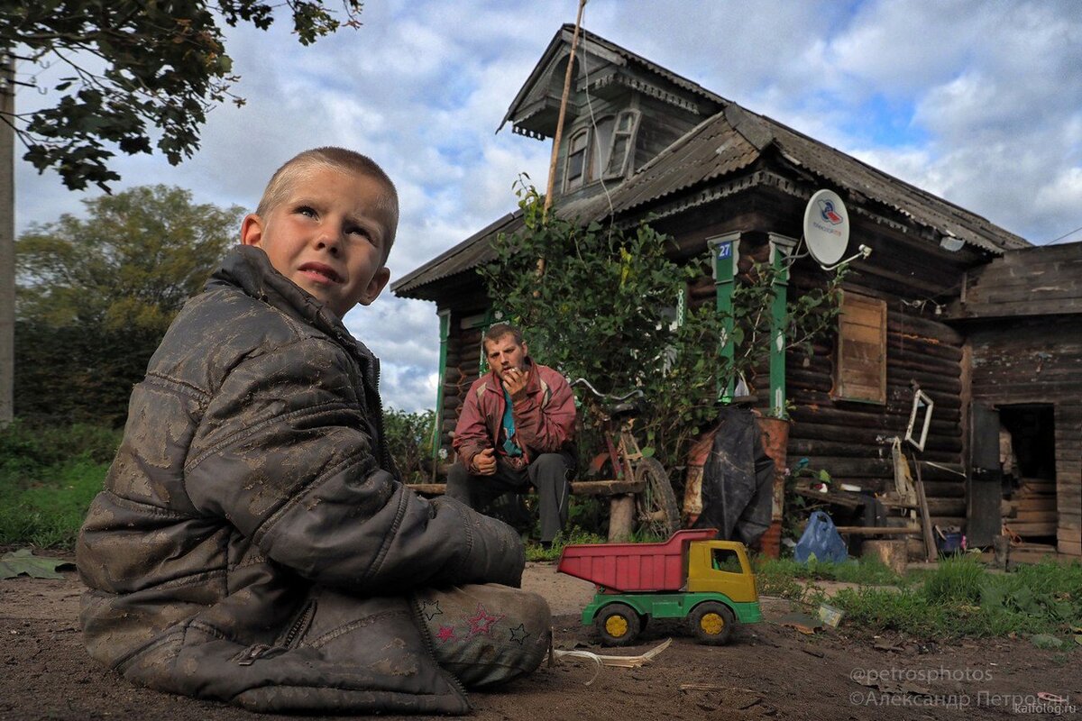 Живой сегодняшний. Глубинка России. Нищета в глубинке. Глубинка России деревня. Российские деревни в глубинке.