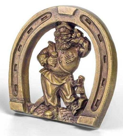 На фото подкова из интернет-магазина RoyalGrand.ru