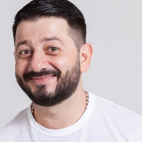 Михаил Галустян