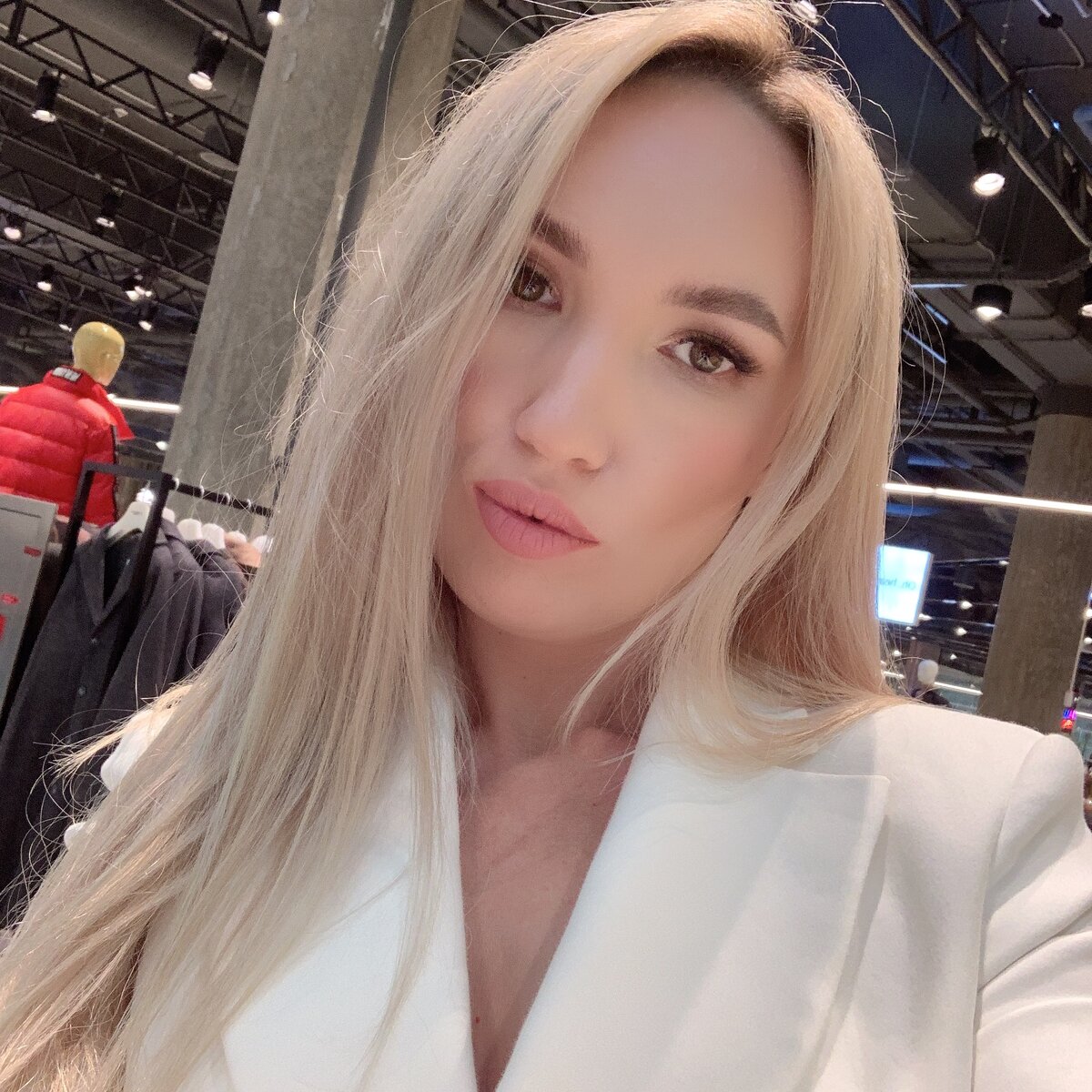 Марина Назарова
